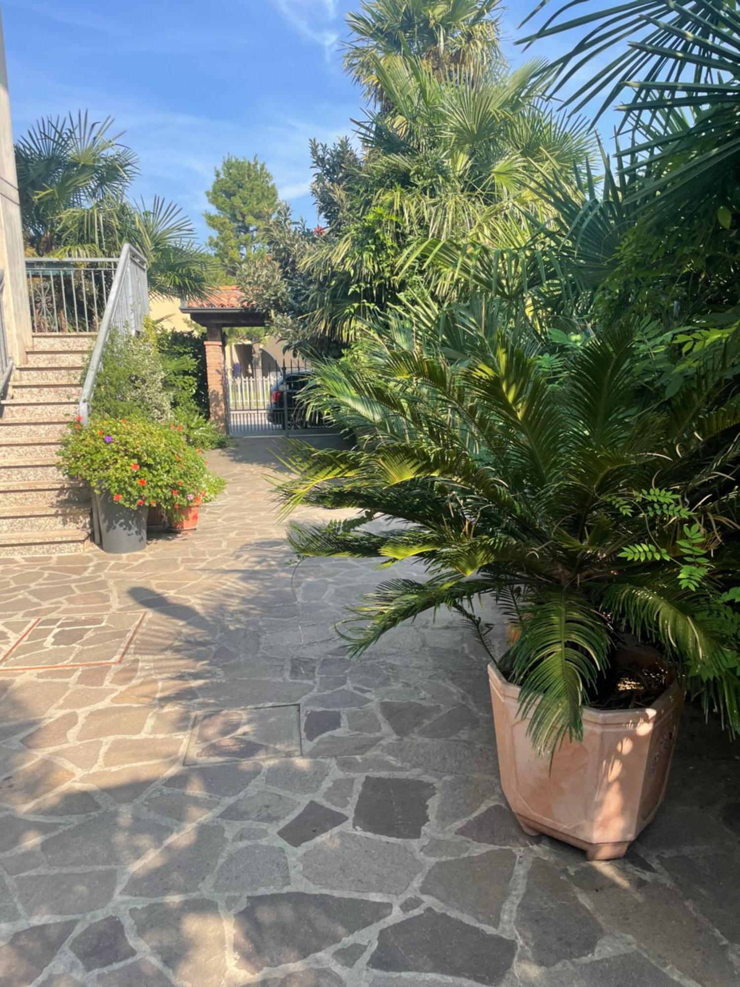 Il Giardino Di Emilia - Intero Appartamento In Villa Con Giardino Privato E Piscina Estiva Pontirolo Nuovo Екстериор снимка